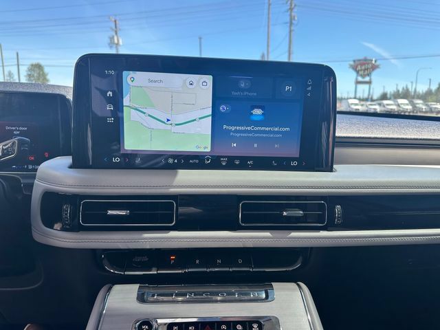 Used 2025 Lincoln Aviator Reserve w/ Luxury Package AWD/4WD image 15