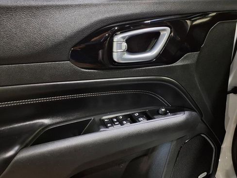 Certified 2022 Jeep Compass High Altitude image 23