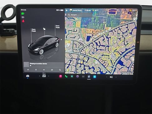 Used 2023 Tesla Model 3 Standard Range image 20