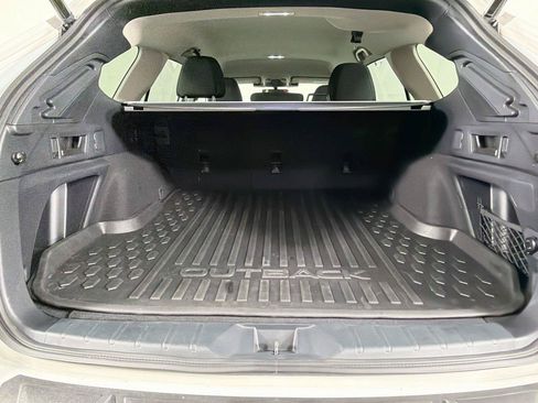Used 2025 Subaru Outback Premium w/ Popular Package #1A AWD/4WD image 14