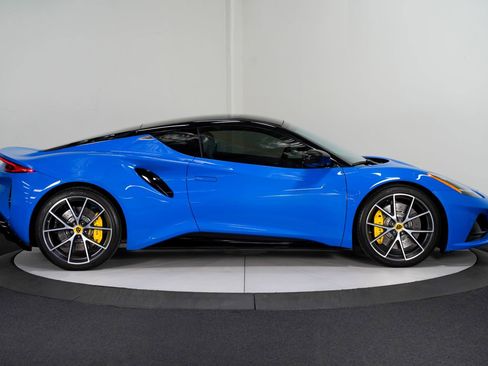 Used 2024 Lotus Emira First Edition image 9