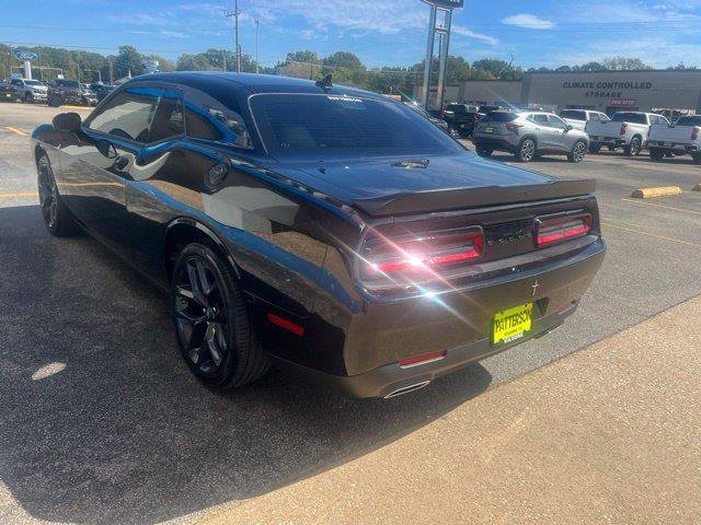 Used 2023 Dodge Challenger SXT w/ Blacktop Package RWD image 8