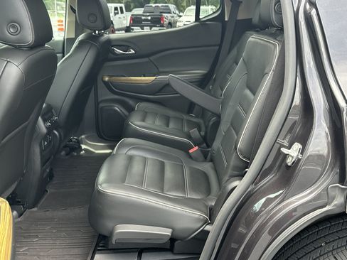 Used 2017 GMC Acadia Denali AWD/4WD image 16