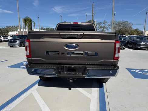 Used 2021 Ford F150 Lariat w/ Max Trailer Tow Package image 4