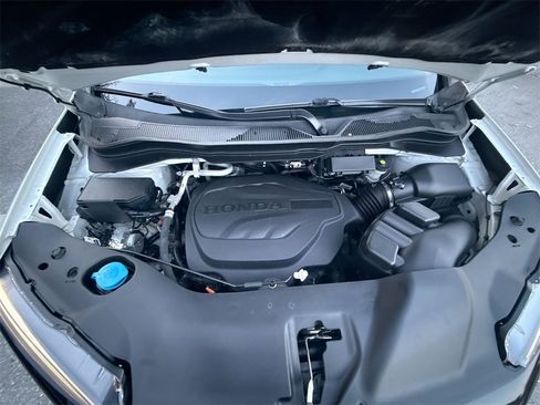 Used 2022 Honda Pilot TrailSport image 17