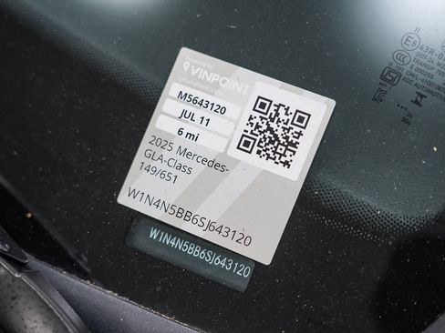 New 2025 Mercedes-Benz GLA 35 AMG AMG GLA 35 image 29