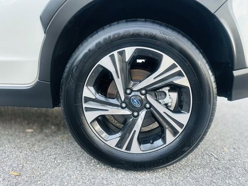 Used 2025 Subaru Crosstrek 2.0i Premium image 30