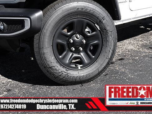 New 2026 Jeep Gladiator Sport AWD/4WD image 9