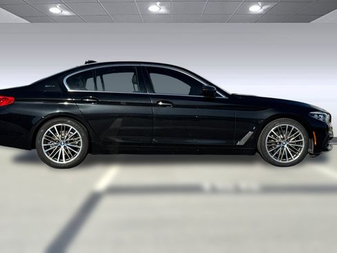 Used 2018 BMW 530e w/ Premium Package 2 image 7