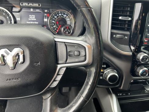 Used 2019 RAM 1500 Big Horn AWD/4WD image 18
