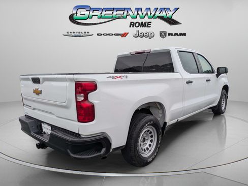 Used 2022 Chevrolet Silverado 1500 W/T w/ WT Value Package AWD/4WD image 8
