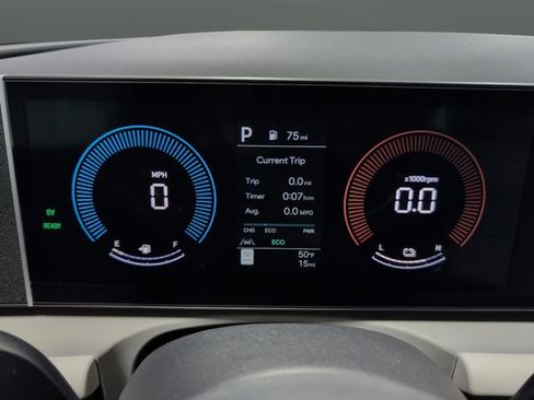 New 2026 Hyundai Tucson Blue SE w/ Tow & Go Package image 15