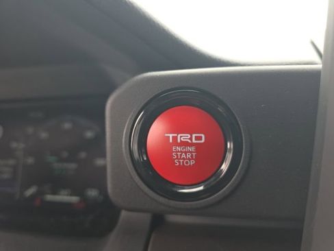 Certified 2025 Toyota Tacoma TRD Sport image 24