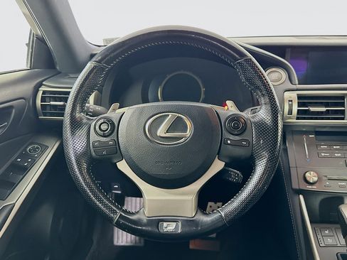Used 2016 Lexus IS 300 4dr Sdn AWD image 18