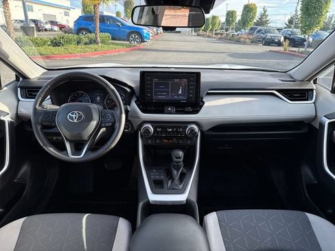 Used 2022 Toyota RAV4 XLE w/ Convenience Package AWD/4WD image 26