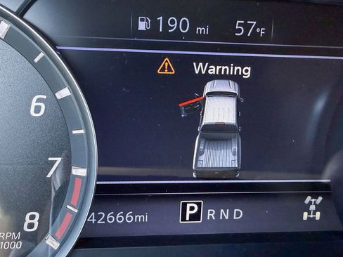 Certified 2022 Nissan Frontier SV image 21