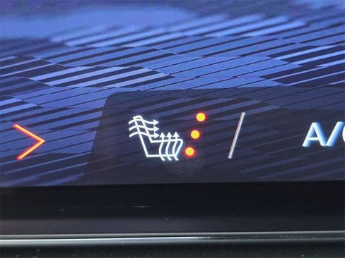 Certified 2026 Chevrolet Traverse LT w/ Enhanced Driving Package image 31