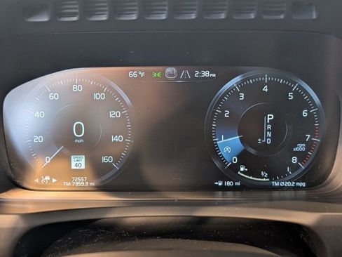 Used 2022 Volvo XC90 T5 Momentum image 18