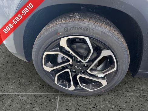 New 2026 Chevrolet Trax RS FWD image 25