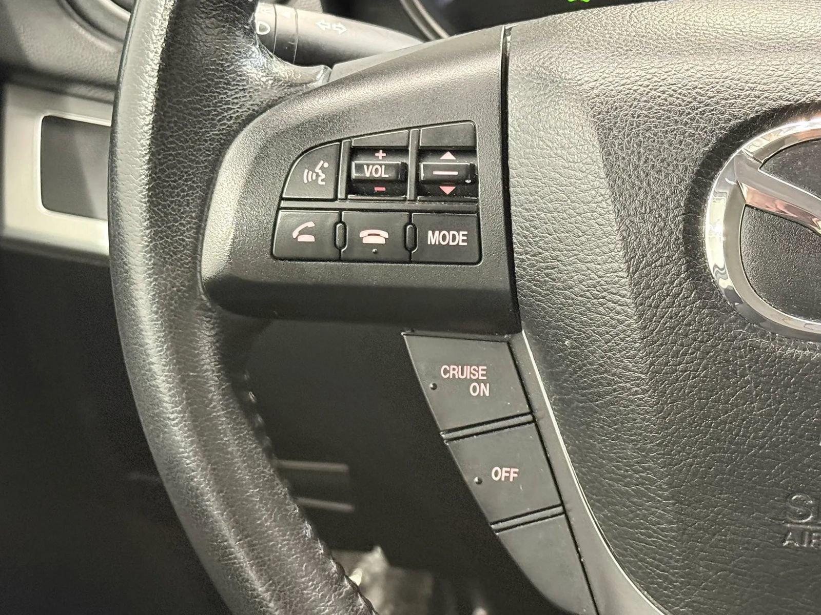 Used 2013 MAZDA MAZDA3 i Touring FWD image 30