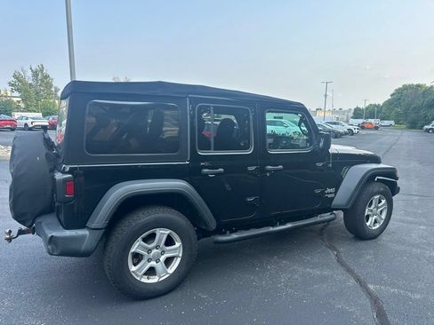 Used 2021 Jeep Wrangler Unlimited Sport AWD/4WD image 5