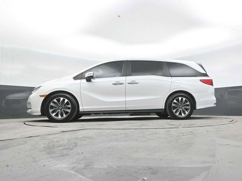 Used 2023 Honda Odyssey EX-L image 25