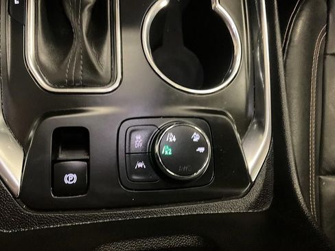 Used 2021 Chevrolet Traverse RS w/ LPO, Floor Liner Package image 25