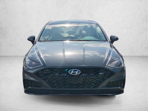 Used 2023 Hyundai Sonata SEL w/ Convenience Package FWD image 2