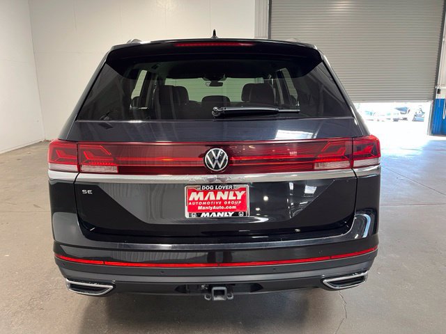 Used 2025 Volkswagen Atlas SE FWD image 4
