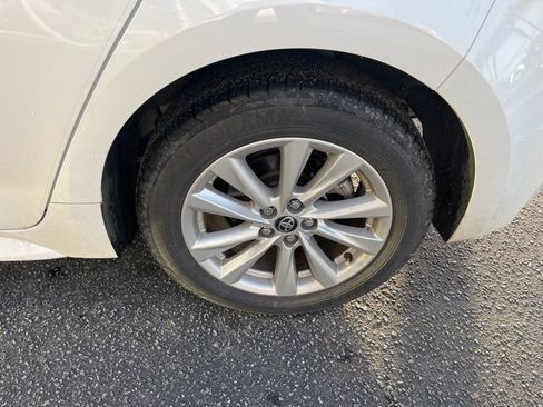 Used 2024 Toyota Corolla SE image 27