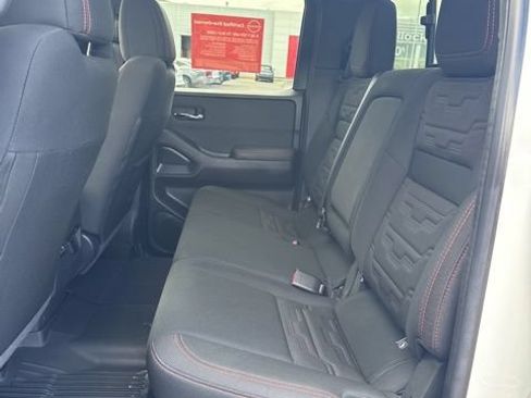 Certified 2024 Nissan Frontier PRO-4X w/ Pro Convenience Package AWD/4WD image 11