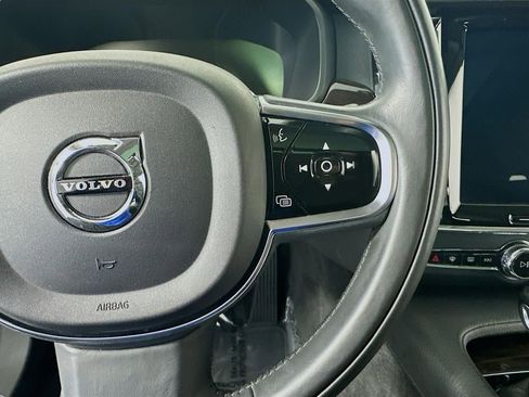 Used 2019 Volvo S90 T5 Momentum image 44