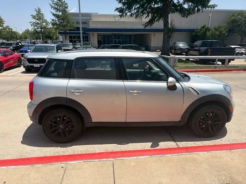 Used 2016 MINI Cooper Countryman FWD image 7
