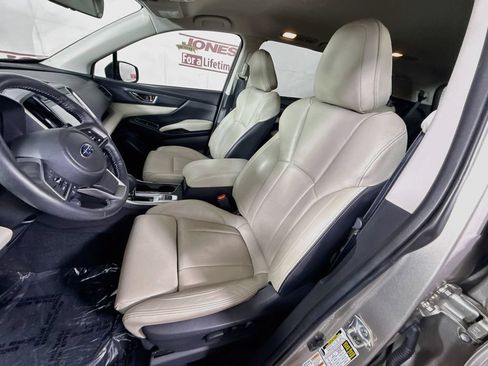 Used 2019 Subaru Ascent Limited AWD/4WD image 24