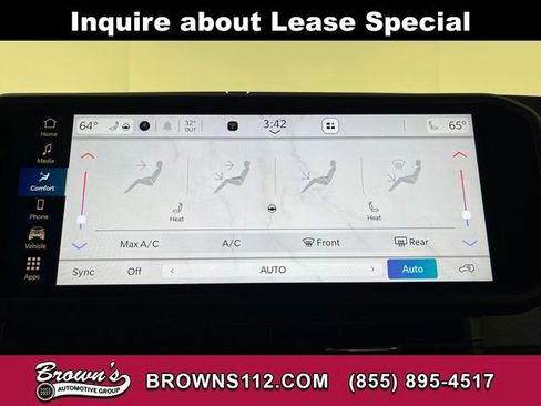 Used 2026 Jeep Wrangler Sport S image 30