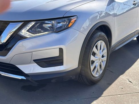 Used 2020 Nissan Rogue S image 8