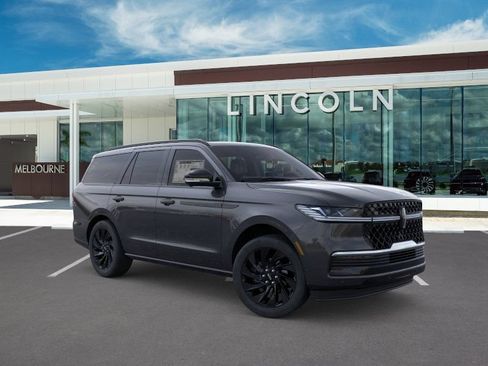 New 2026 Lincoln Navigator Reserve w/ Jet Appearance Package AWD/4WD image 7