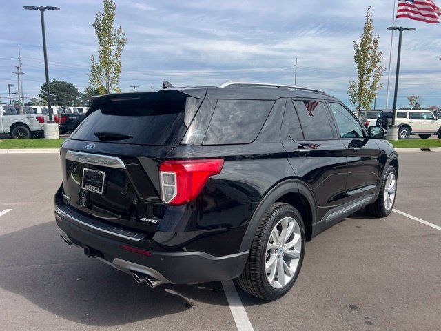 Used 2023 Ford Explorer Platinum w/ Technology Package AWD/4WD image 5