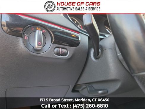Used 2015 Volkswagen Jetta GLI SE FWD image 29