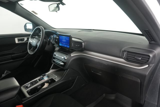Used 2020 Ford Explorer XLT w/ Comfort Package AWD/4WD image 17