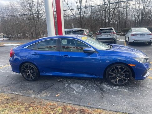 Used 2019 Honda Civic Sport image 6