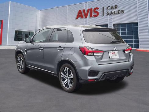 Used 2025 Mitsubishi Outlander Sport SE AWD/4WD image 9
