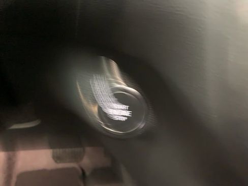 Used 2025 Volvo XC40 B5 Plus image 14