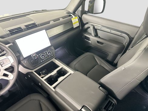 New 2026 Land Rover Defender 110 S image 26