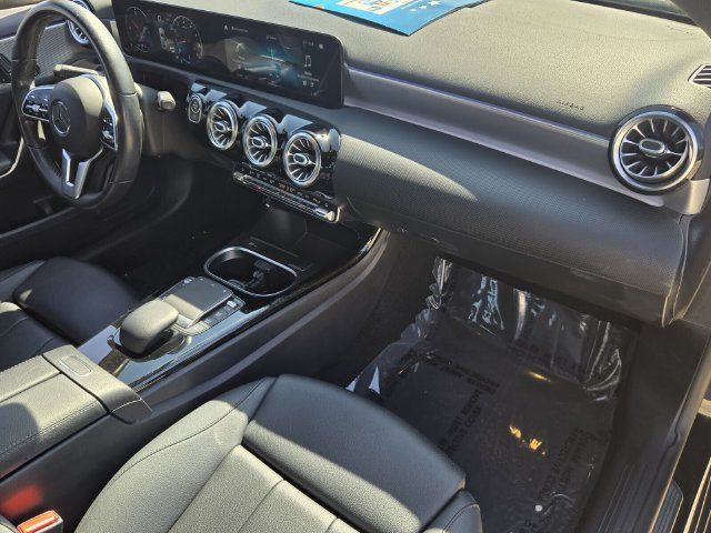 Used 2021 Mercedes-Benz A 220 image 18