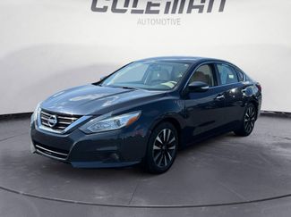 Used 2018 Nissan Altima 2.5 SV w/ 2.5 SV Technology Package image 1