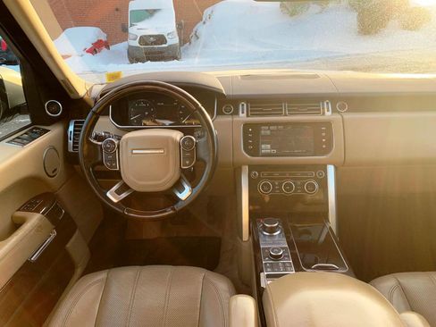 Used 2016 Land Rover Range Rover HSE image 5