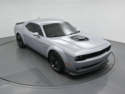 Used 2021 Dodge Challenger R/T Scat Pack RWD image 37
