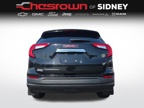 Used 2024 GMC Terrain SLE image 14