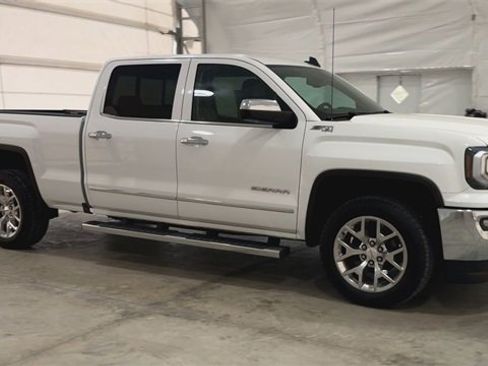 Certified 2017 GMC Sierra 1500 SLT w/ SLT Premium Package image 2